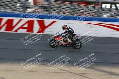 media/Jan-22-2023-Fastrack Riders (Sun) [[8956088f29]]/Level 3/Session 1 (Start Finish)/